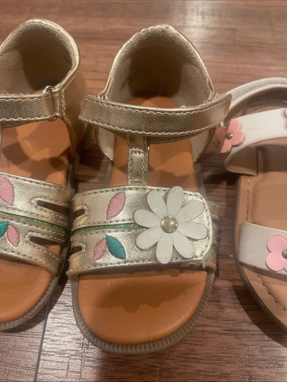 Girls 7c sandal bundle